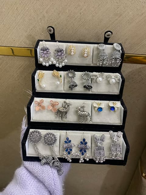 Mini Trending Jhumka Box - Premium Quality